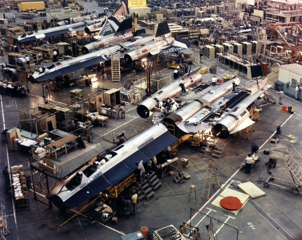Skunk Works Factory Floor - assembling SR-71s - titanium was very difficult to work with